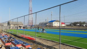 Le nouveau terrain de football